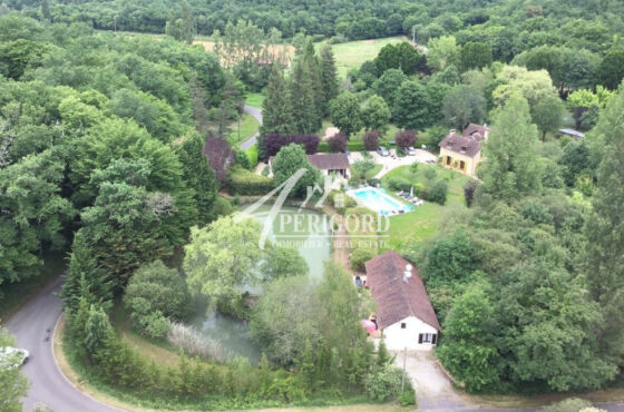 Sous compromis : Au cœur du Périgord Noir