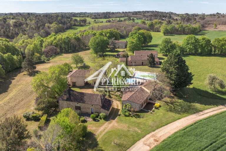 Propriété de charme de 800 m² au cœur du Périgord