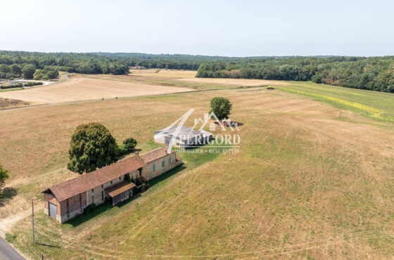 SOUS OFFRE Corps de ferme à rénover